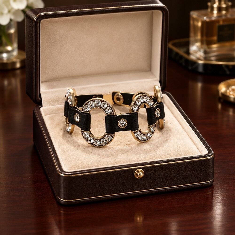 Vintage Equestrian Luxe Leather Cuff